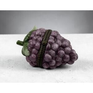 Bunch of Grapes Porcelain Trinket Box by Midwest of Cannon Falls 1990s (no wine)